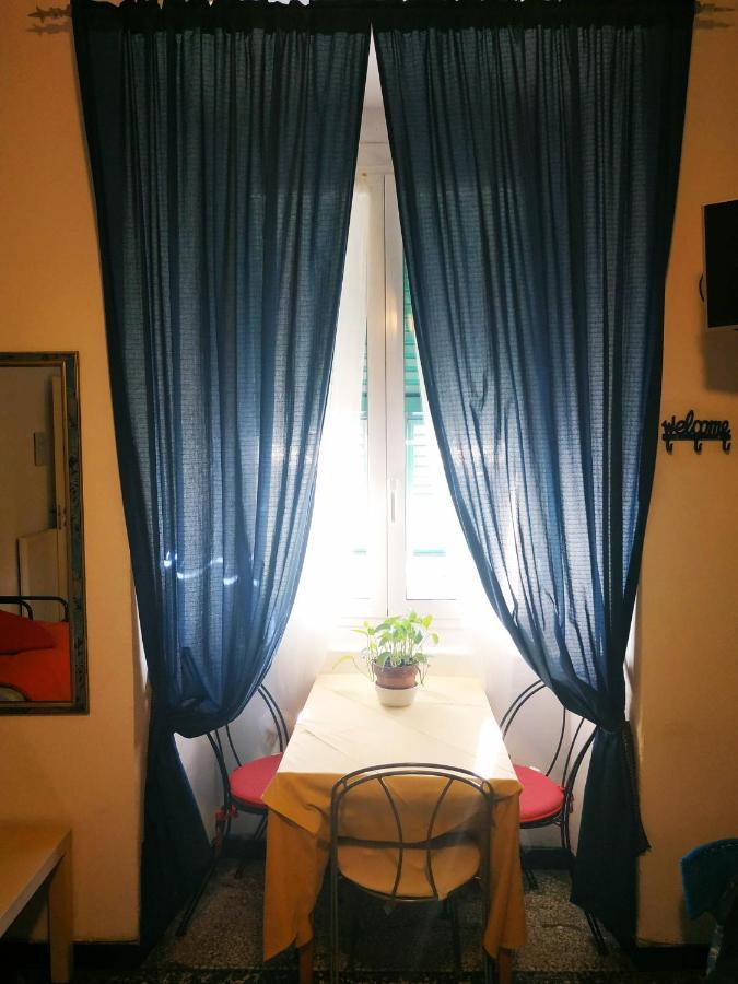 Delfino Blue Hotell Genua Exteriör bild